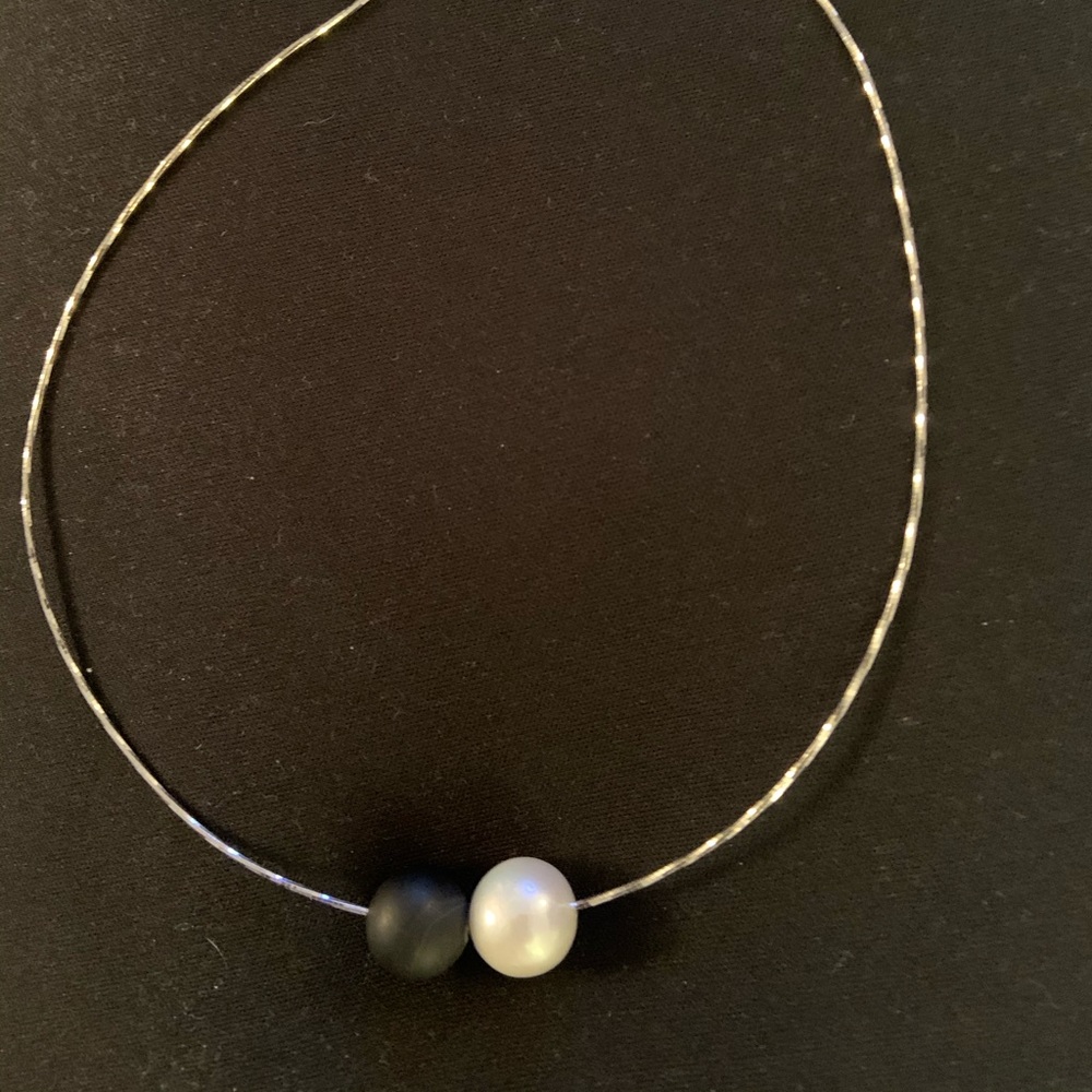 Sterling Silver White Pearl & Black Onyx Necklace